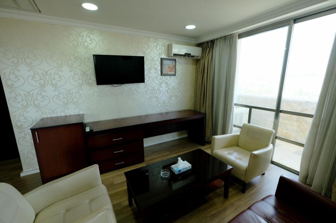 Red Crescent Guesthouse Ramallah Exterior photo